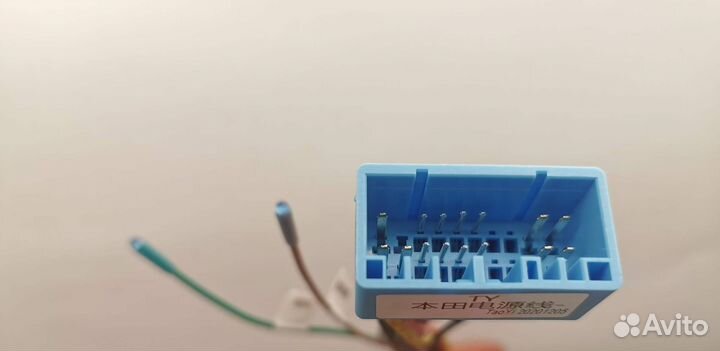 Штатная магнитола для Honda CR-V 1995-2001 правый