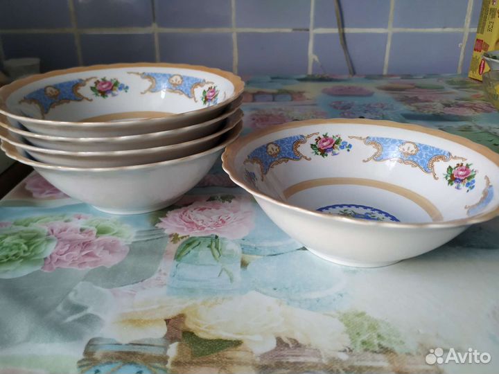 Набор посуды(тарелки)