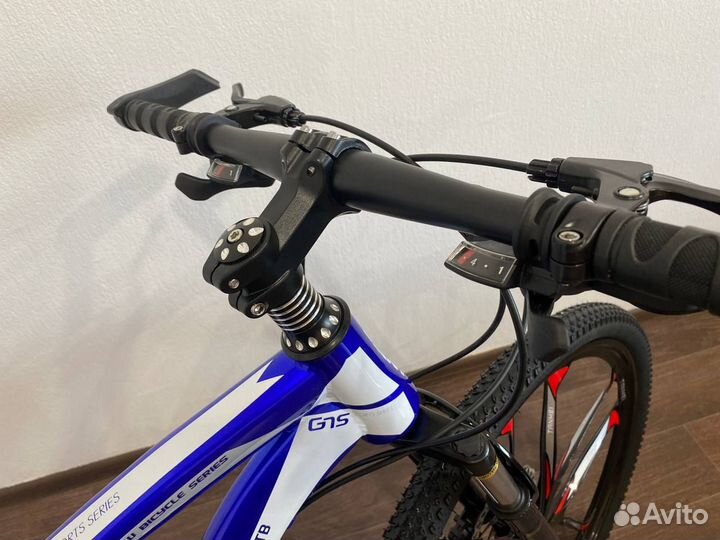 Велосипед взрослый на литых дисках 26 колеса diant