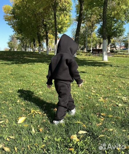 Спортивный костюм для мальчика 104 110