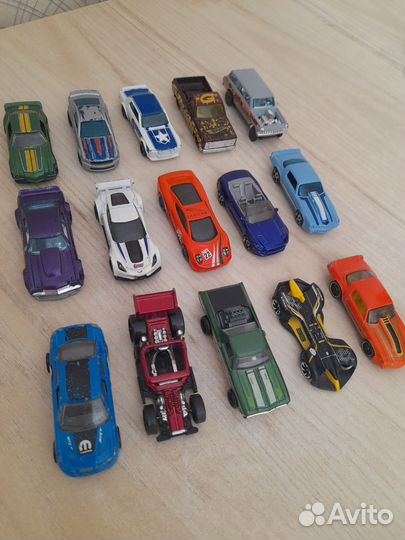 Машинки Hot Wheels