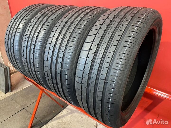 Triangle TH201 Sportex 235/45 R20 100Y