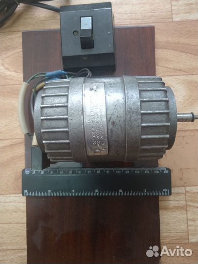 Электродвигатели (3 шт.)