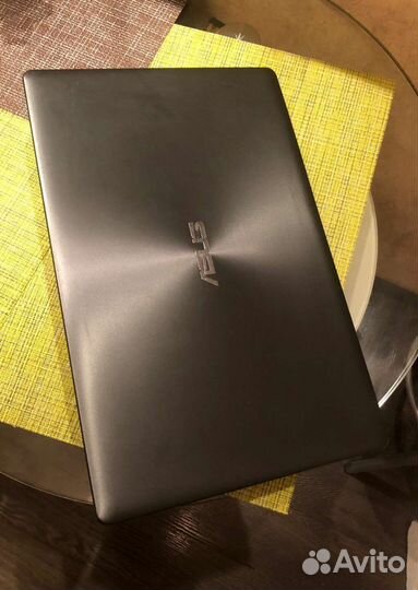 Ноутбук Asus