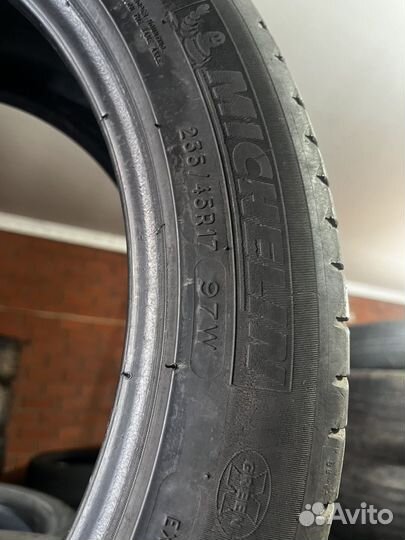 Michelin Primacy 3 235/45 R17