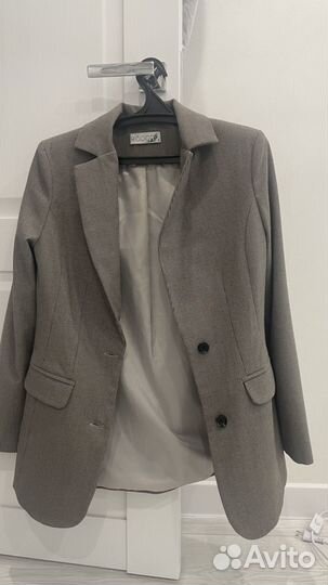Пиджак женский 42 размер