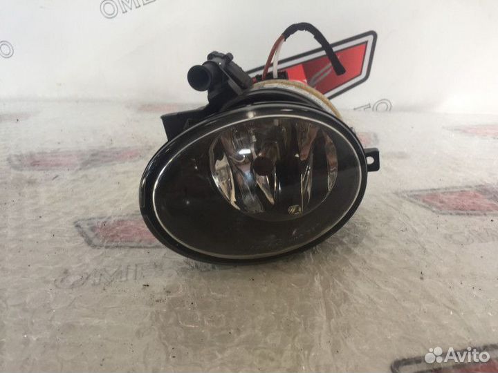 Фара противотуманная правая Фольксваген Гольф 6