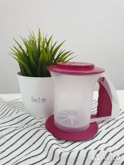 Tupperware замесочные блюда, миксер, сито и др