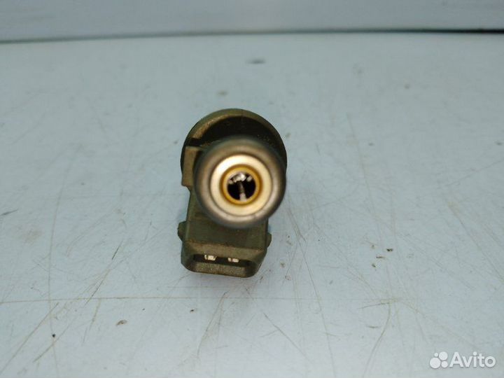 Форсунка топливная Mercedes-Benz C-Class W202