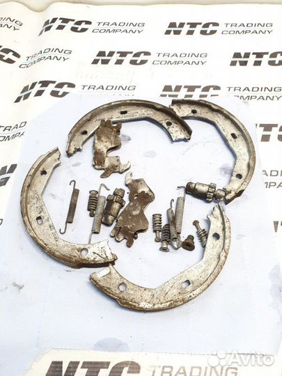 Колодки ручника E39