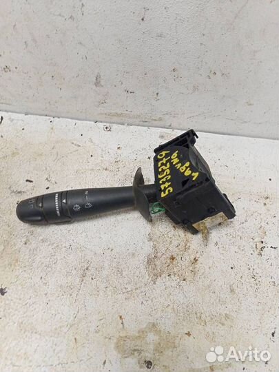 Переключатель стеклоочистителей подрулевой