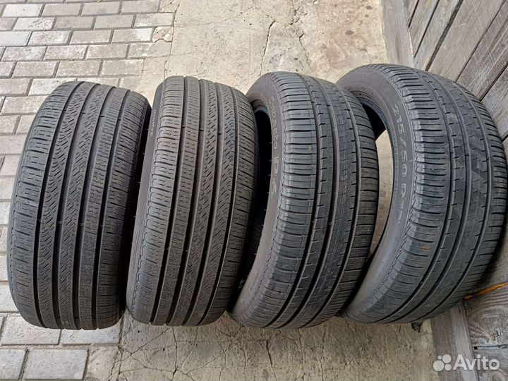 Pirelli P8FS 215/50 R17