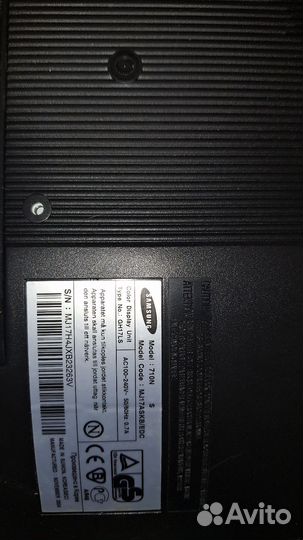 Монитор Samsung SyncMaster 710n
