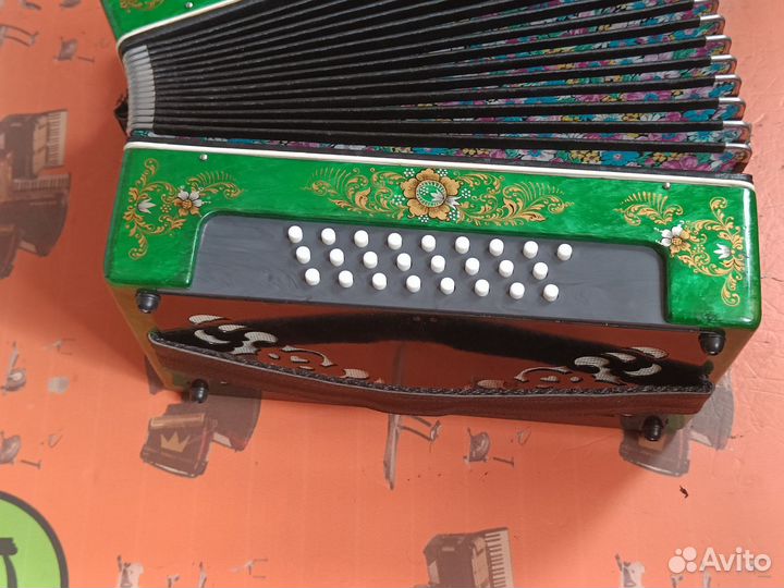 Гармонь Шуйская новая красотка