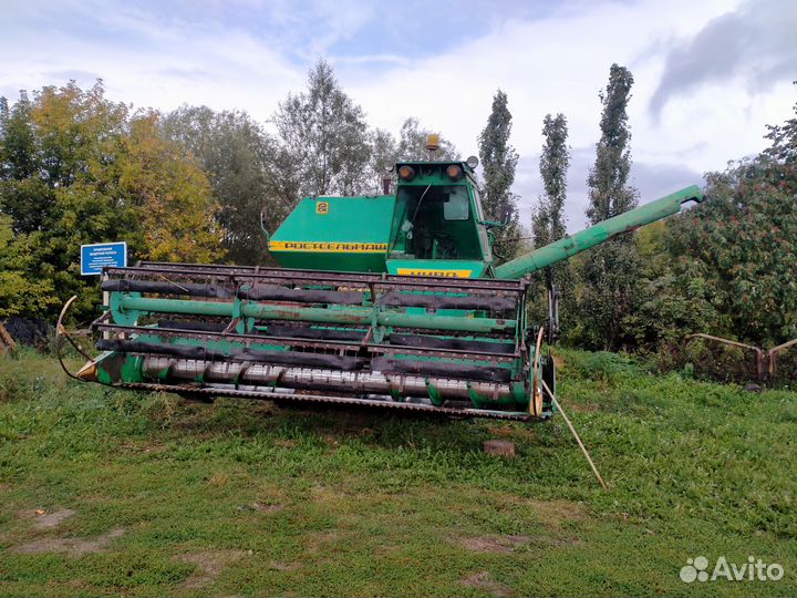 Комбайн Нива-Сельхозтехника СКА-5, 2005