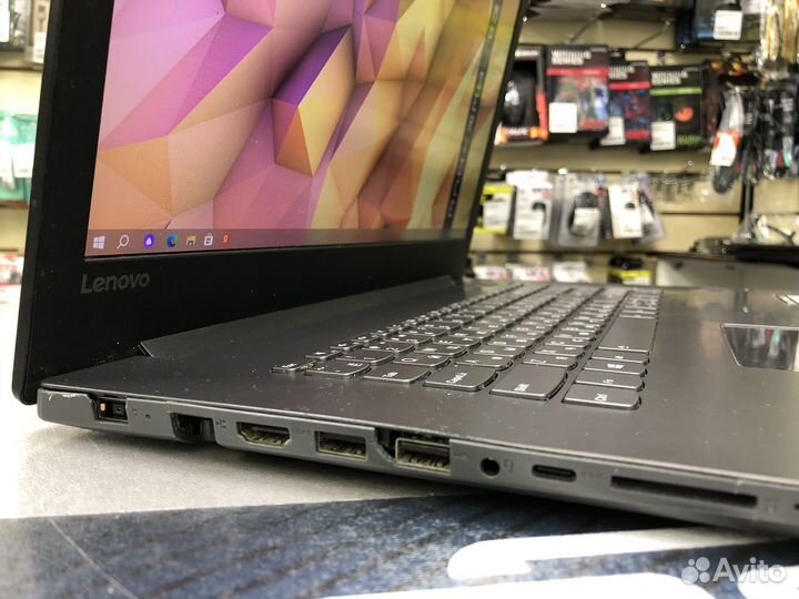 Игровой ноутбук 17.3 i5 8300 8gb GTX 1050 4gb SSD