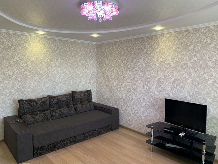 2-к. квартира, 70 м², 5/9 эт.