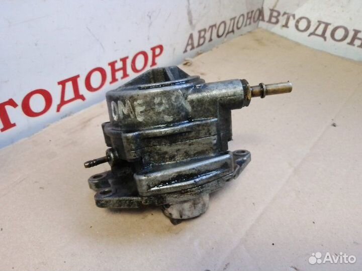 Вакуумный насос Opel Omega B 2.2TD