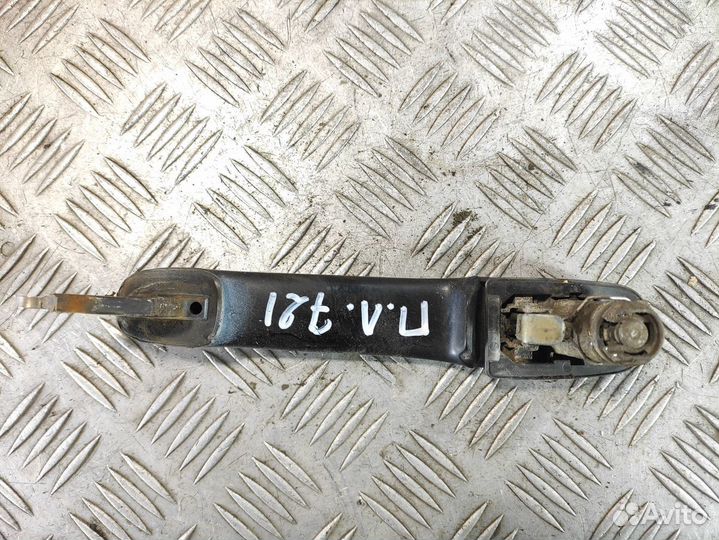 Ручка двери передней левой Volkswagen Polo 1994-19