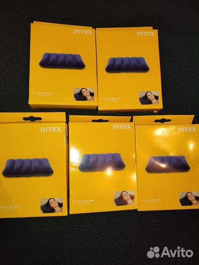 Новые подушки надувные Intex 43х28х9 см