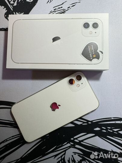 iPhone 11, 128 ГБ
