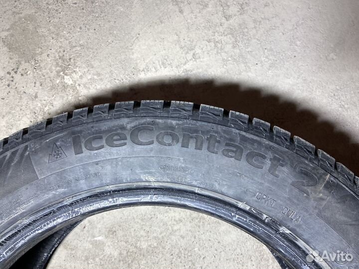 Continental IceContact 2 215/60 R17