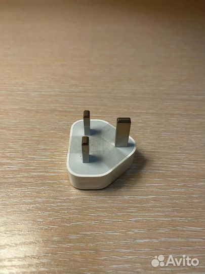 Адаптер Apple