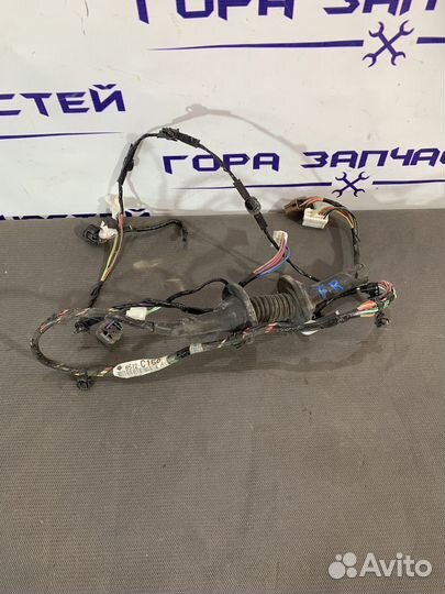 Проводка двери передней правой Mitsubishi Lancer