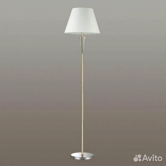 Торшер напольный в спальню модерн
