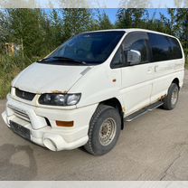 Mitsubishi Delica 3.0 AT, 2005, 147 000 км, с пробегом, цена 385 000 руб.