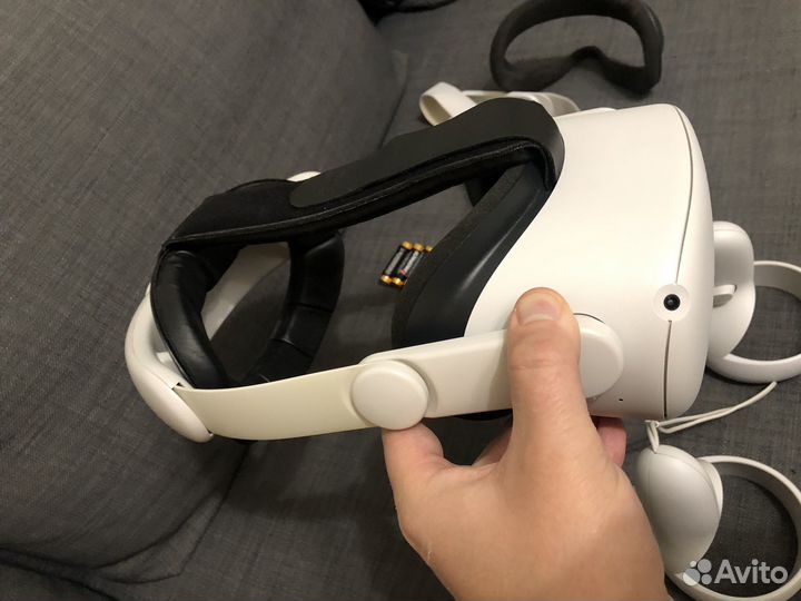Шлем виртуальной реальности quest 2 новый