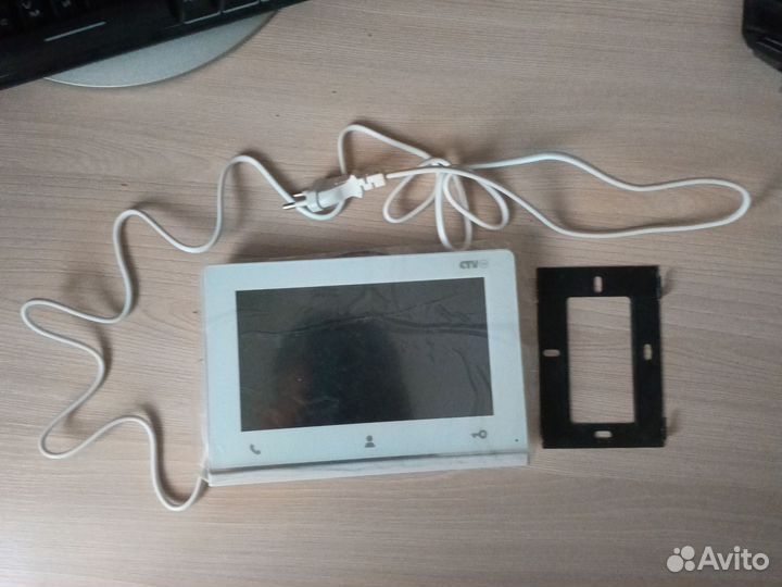 CTV-iM Hello 7 Монитор видеодомофона