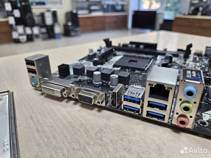 Материнская плата ASRock B450M-HDV AM4