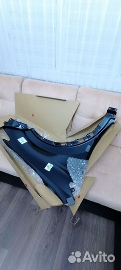 Крыло переднее левое rav4