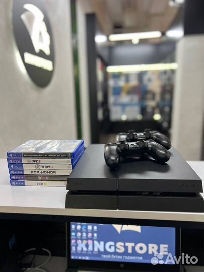 Sony PlayStation 4