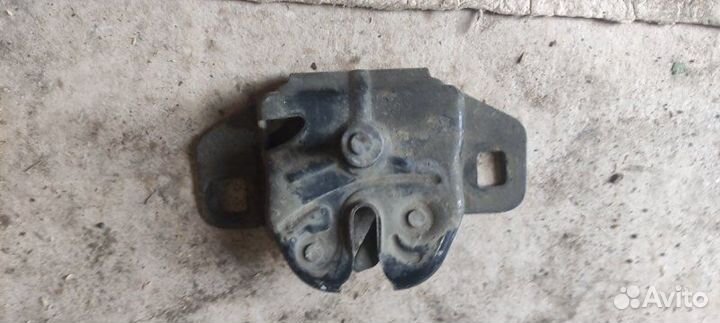 Замок капота Chrysler Pt Cruiser PT EDZ 2003 (б/у)