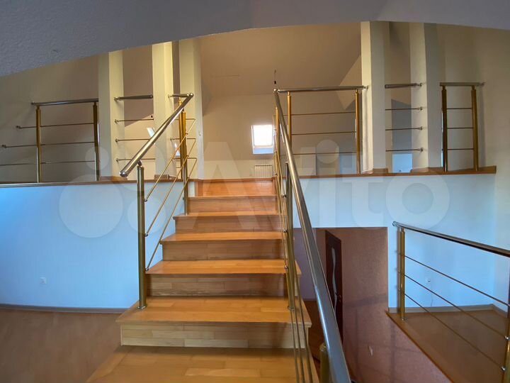 Дом 230 м² на участке 5,8 сот.