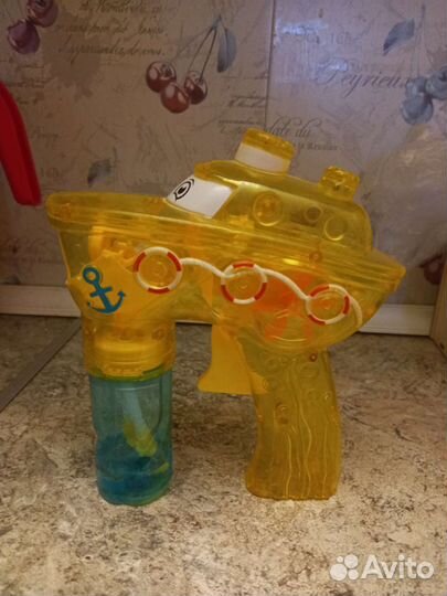 Пистолет для мыльных пузырей