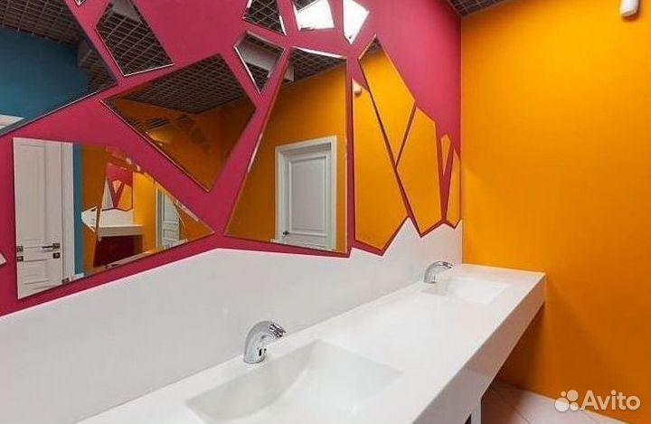 Зеркало с сенсорной подсветкой