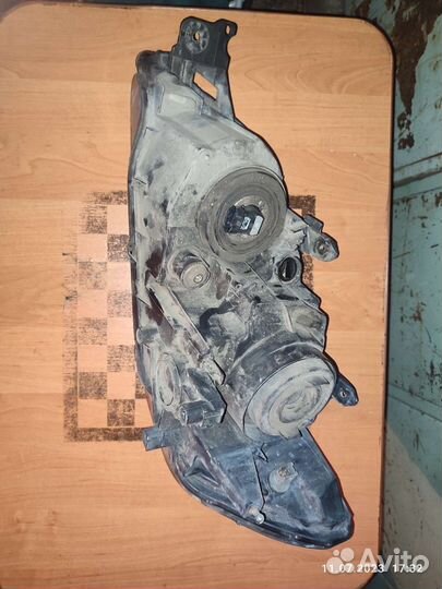 Фара Mitsibishi Lancer Cedia