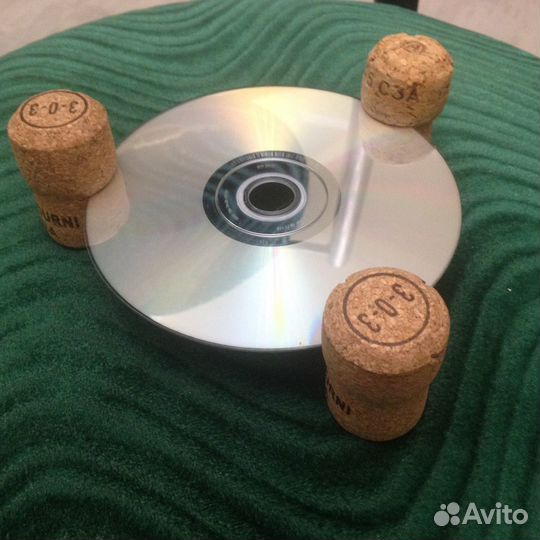 Скатерти, подставка под стакан, салфетки,плед