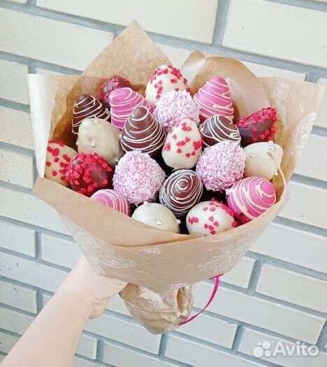 Съедобный букет, клубника в шоколаде