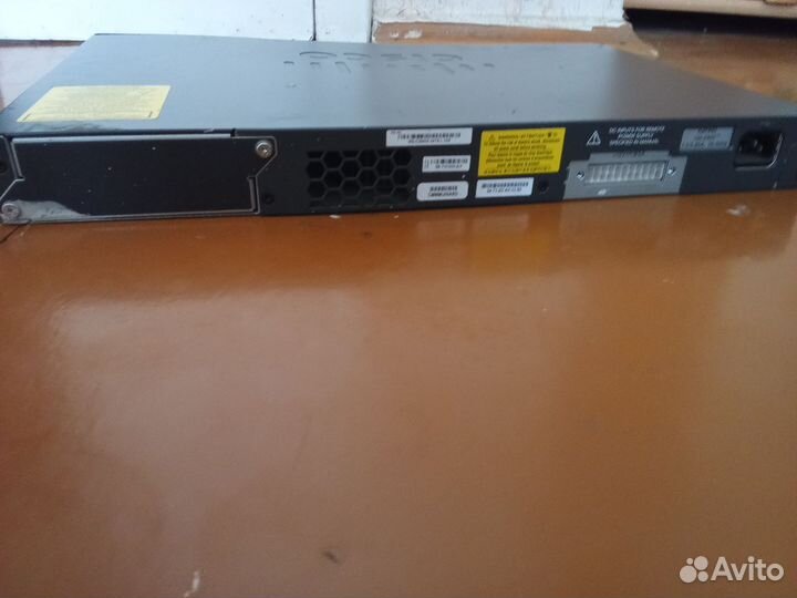 Коммутатор cisco WS-C2960X-24TS-L