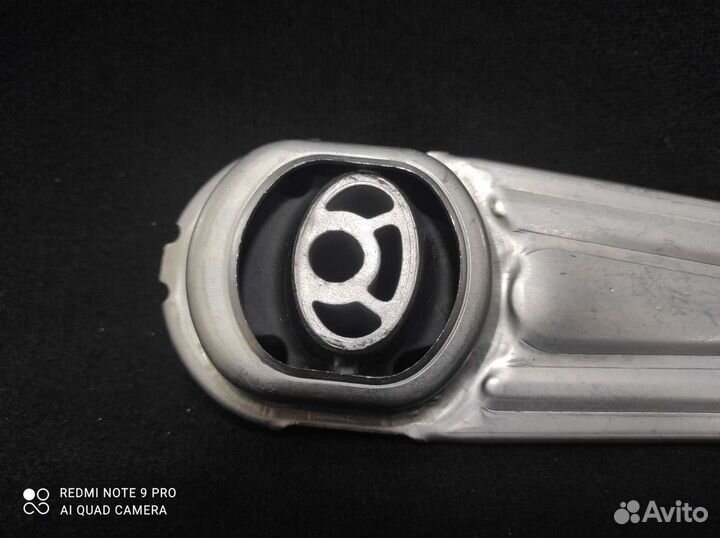 Опора двигателя задняя largus (Усиленная)