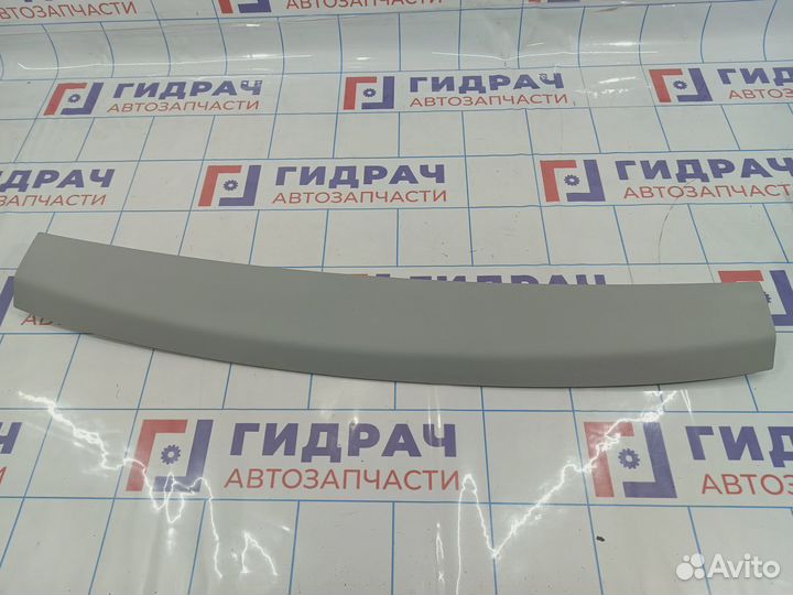 Обшивка двери багажника Kia Ceed (ED) 81761-1H300