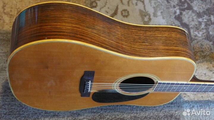 Массив Humming bird (Tokai) W300, made in Japan