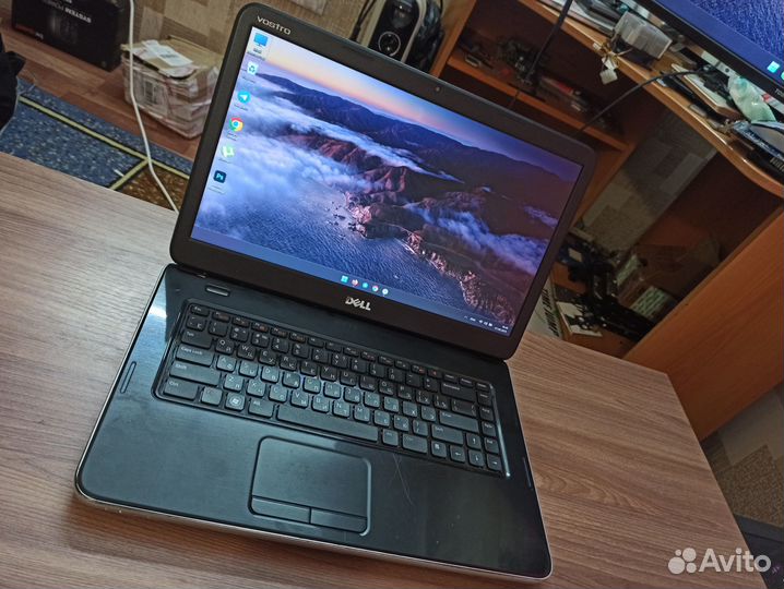 Ноутбук Dell, современный. 8гб озу, SSD, Core i5