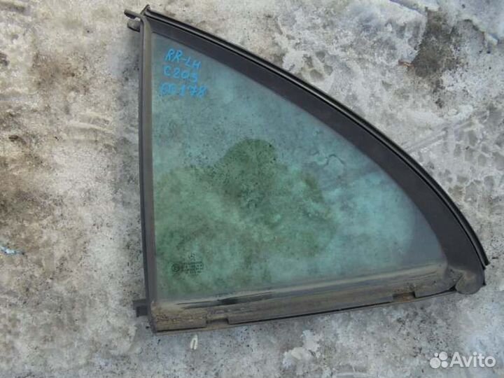 Форточка двери задняя левая Mercedes-Benz C180