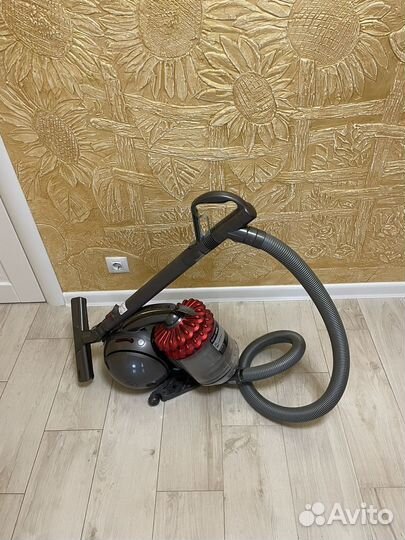 Пылесос Dyson dс52
