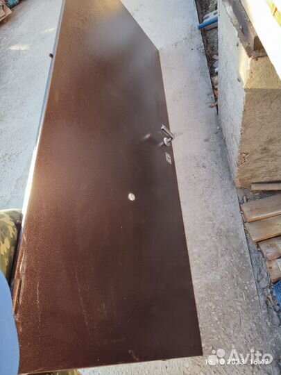 Дверь входная бу от застройщика 86я